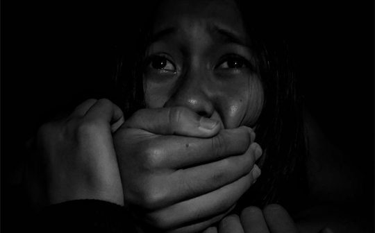 Coups, blessures, morts... au féminin de Monique CLESCA